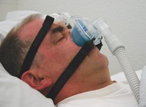Patiente mit einer CPAP Maske